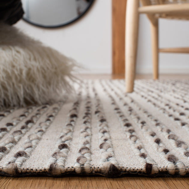 Safavieh Vermont VRM307 Rug 3
