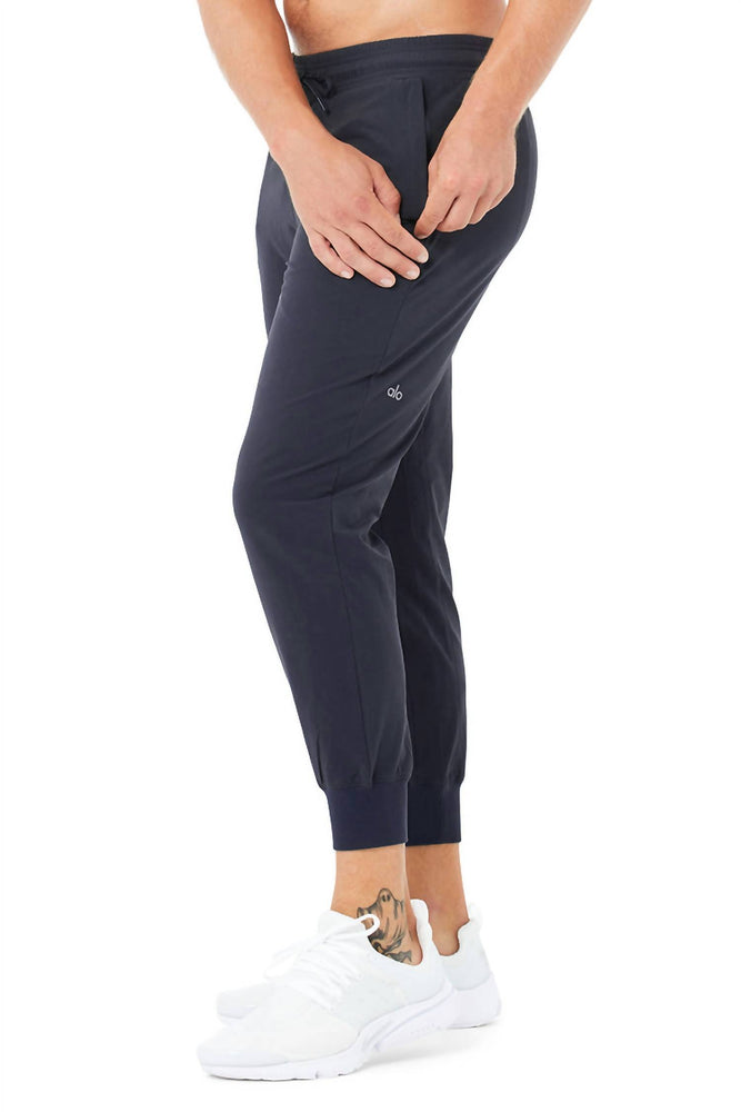 ALO YOGA Co-Op 7/8 Pant In Navy | ShopSimon