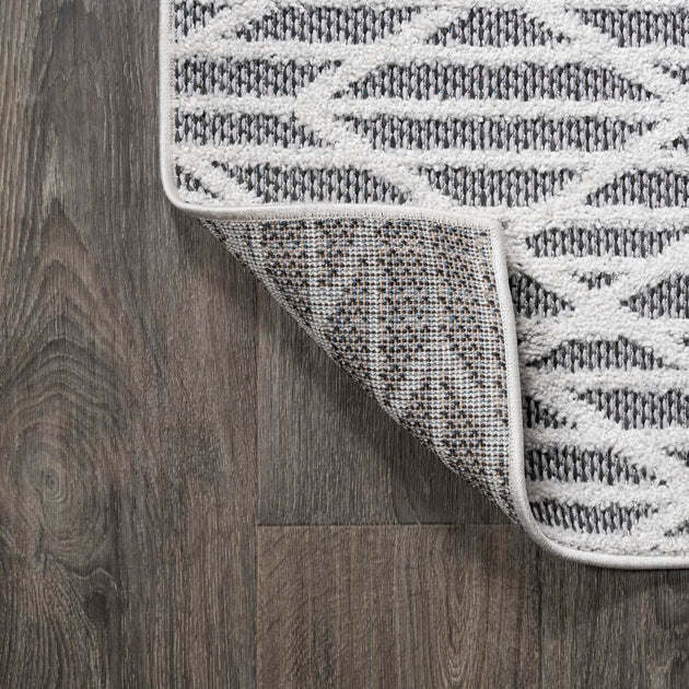 Jonathan Y Ararat Moroccan Diamond Rug Ivory 3