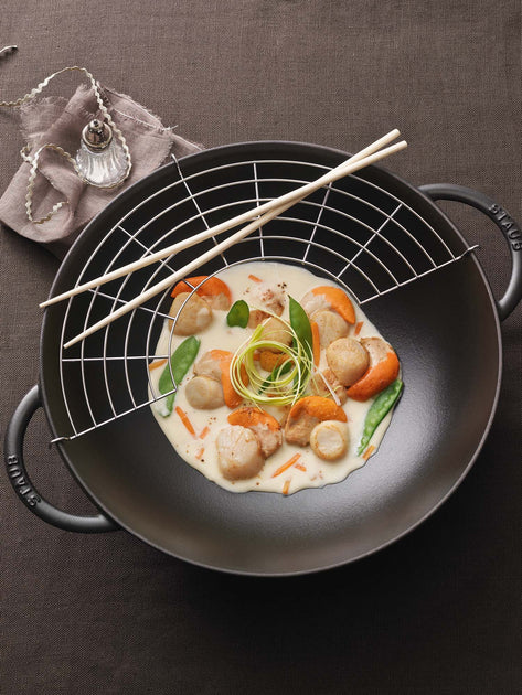 Staub Cast Iron Wok Matte Black 6 qt 3