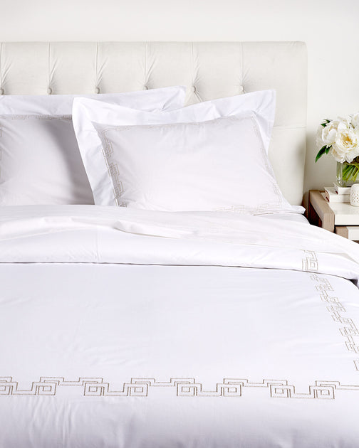 Dea Italian Linens | ShopSimon