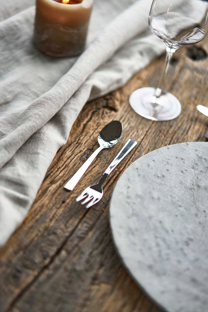Zwilling King 45-Piece Flatware Set Polished 3