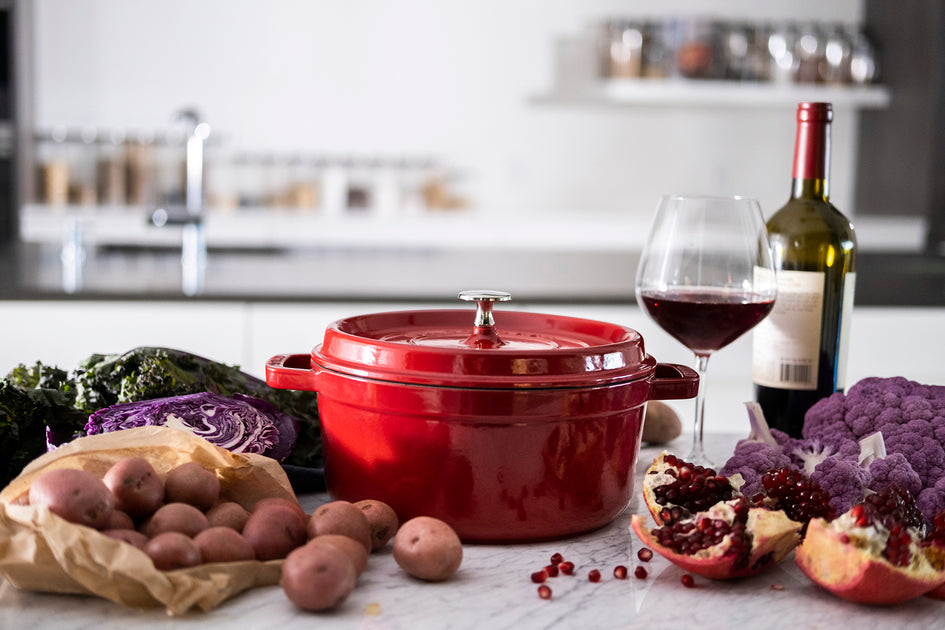 Staub Gusseisen 4-lt runder Cocotte 10