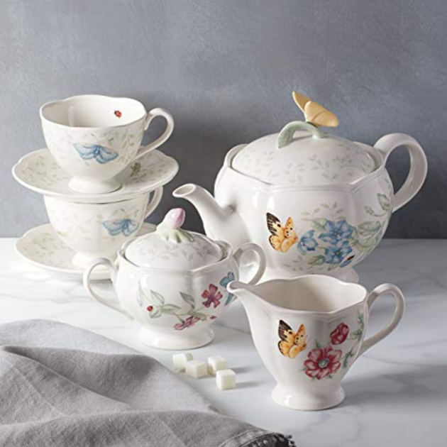 Lenox Butterfly Meadow 8-Piece Tea Set White 2