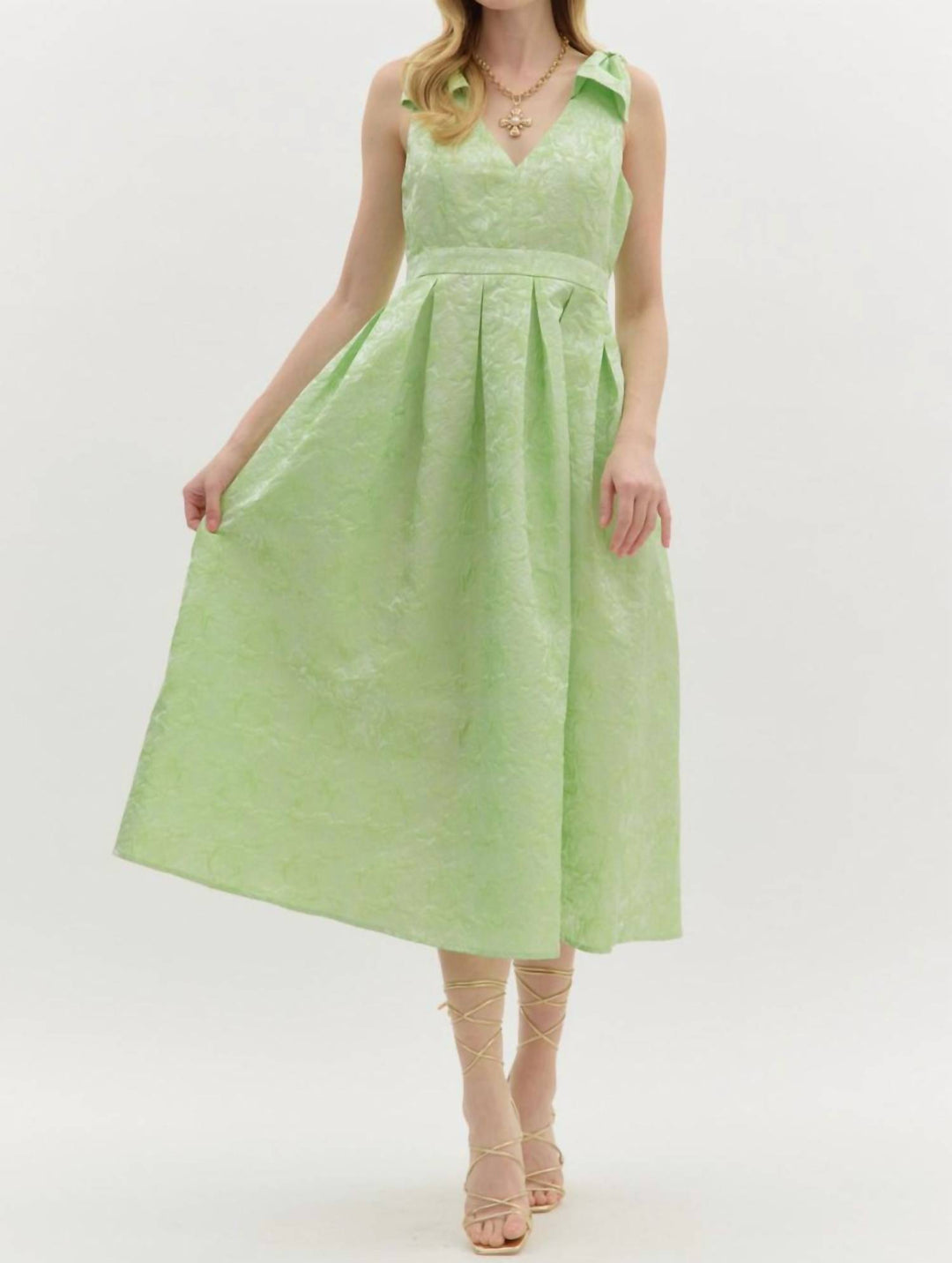 entro Samantha Dress In Lime