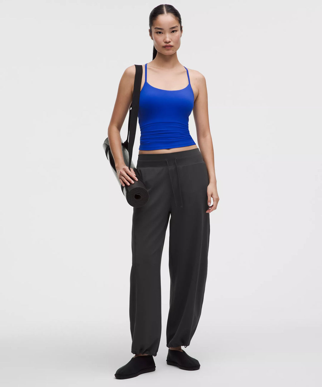 こむ ♪新品Lululemon Groove ヨガパンツM(6) lululemon Groove Low-Rise Relaxed Cinch Pant | ShopSimon