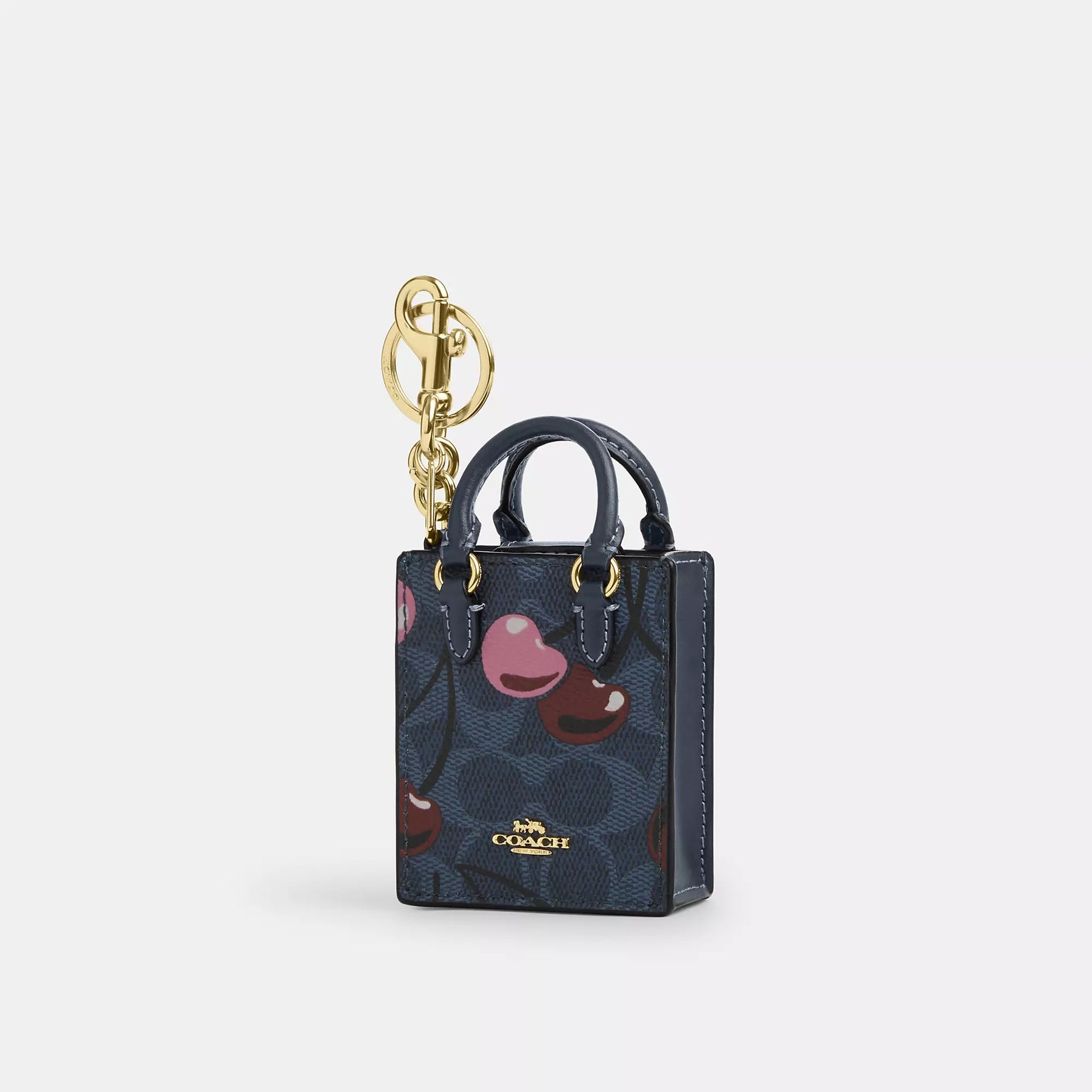 【COACH☆新品】 ノース／サウス ミニ トート バッグ チャーム！チェリー！ Coach Outlet North/south Mini Tote Bag Charm In Signature