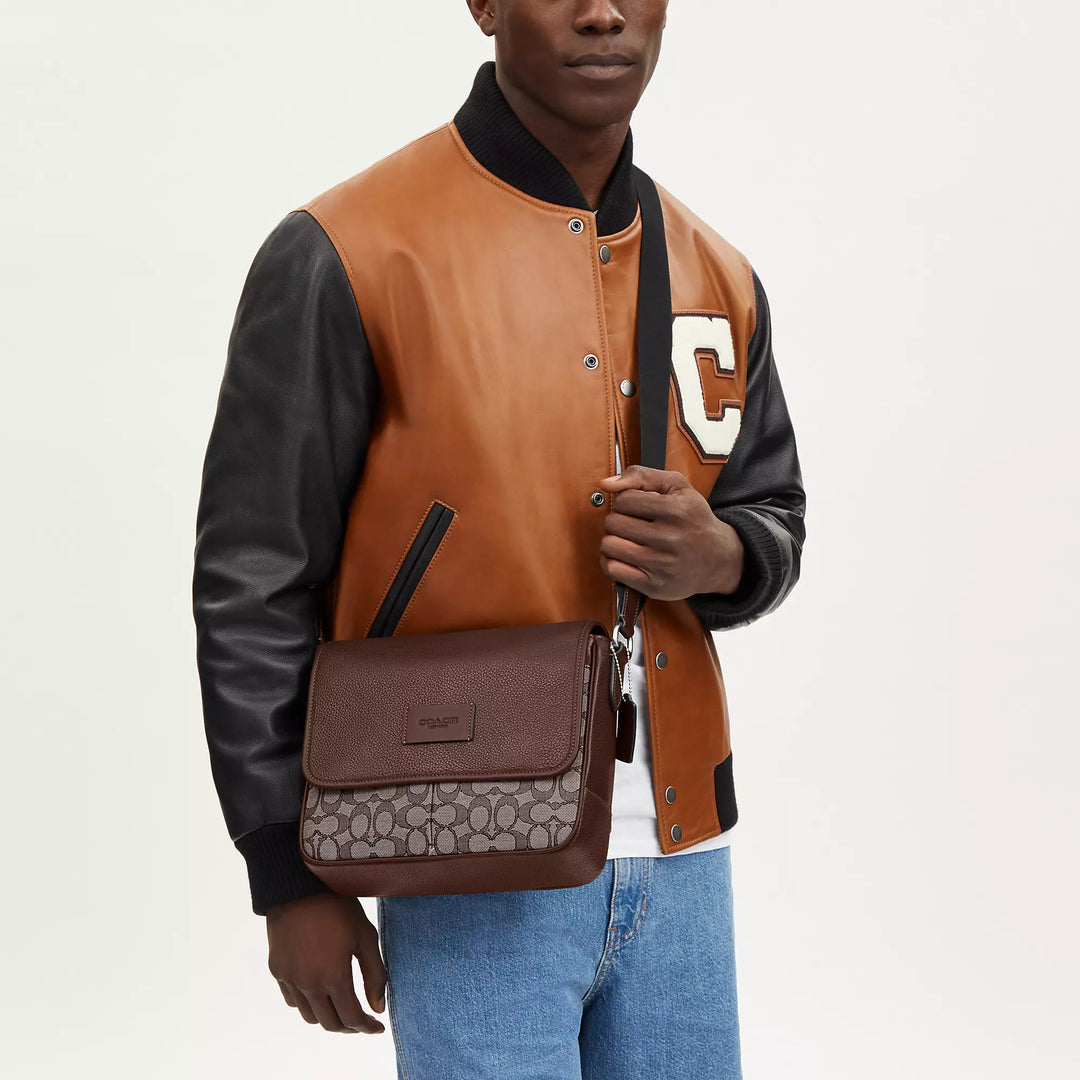 スプリント マップ バッグ 25・シグネチャー ジャカード Coach Outlet Sprint Map Bag 25 In Signature Jacquard | ShopSimon