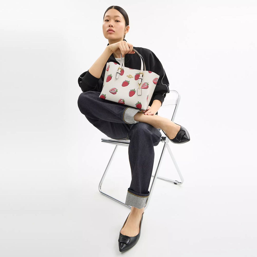 【COACH】Mollie Tote Bag 25 With Strawberry Print NWT Coach Mollie Tote 25 With Strawberry Print CB600 ( Super
