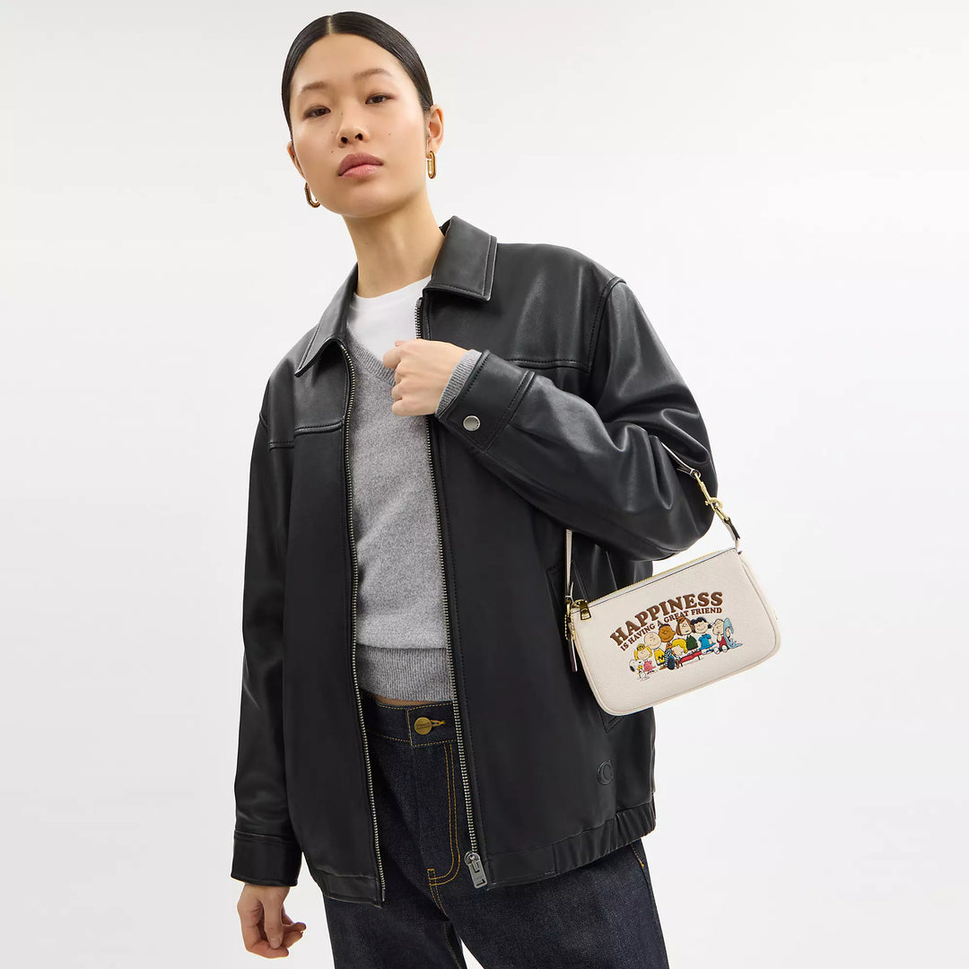 【Coach X Peanuts】Peanuts Nolita 19☆ピーナッツ・ノリータ19 Coach Coach X Peanuts Nolita 19 With Snoopy And Friends