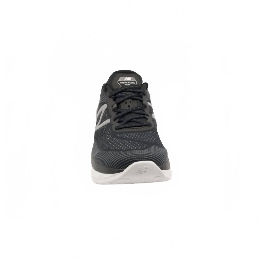 New Balance Men display picture 3