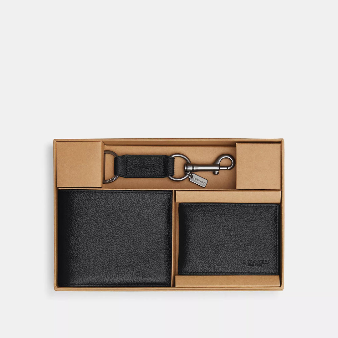【早い者勝ち】COACH「ボックスド 3-IN-1ウォレット ギフトセット」 Coach Outlet Boxed 3 In 1 Wallet Gift Set | ShopSimon
