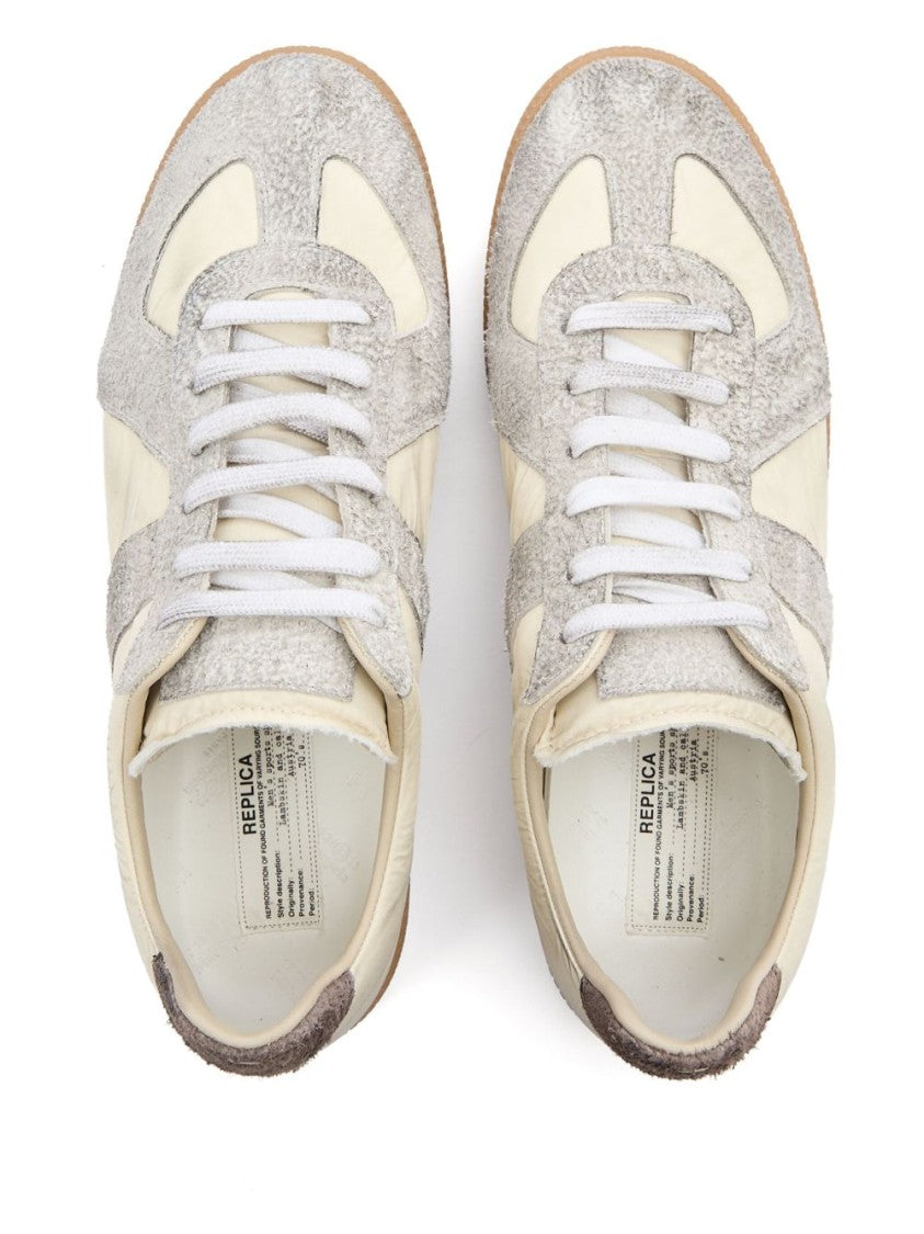 シューズ・サンダルその他 Maison Margiela Replica sneakers in light beige and grey Maison Margiela Light Beige Almond Toe Replica Sneakers