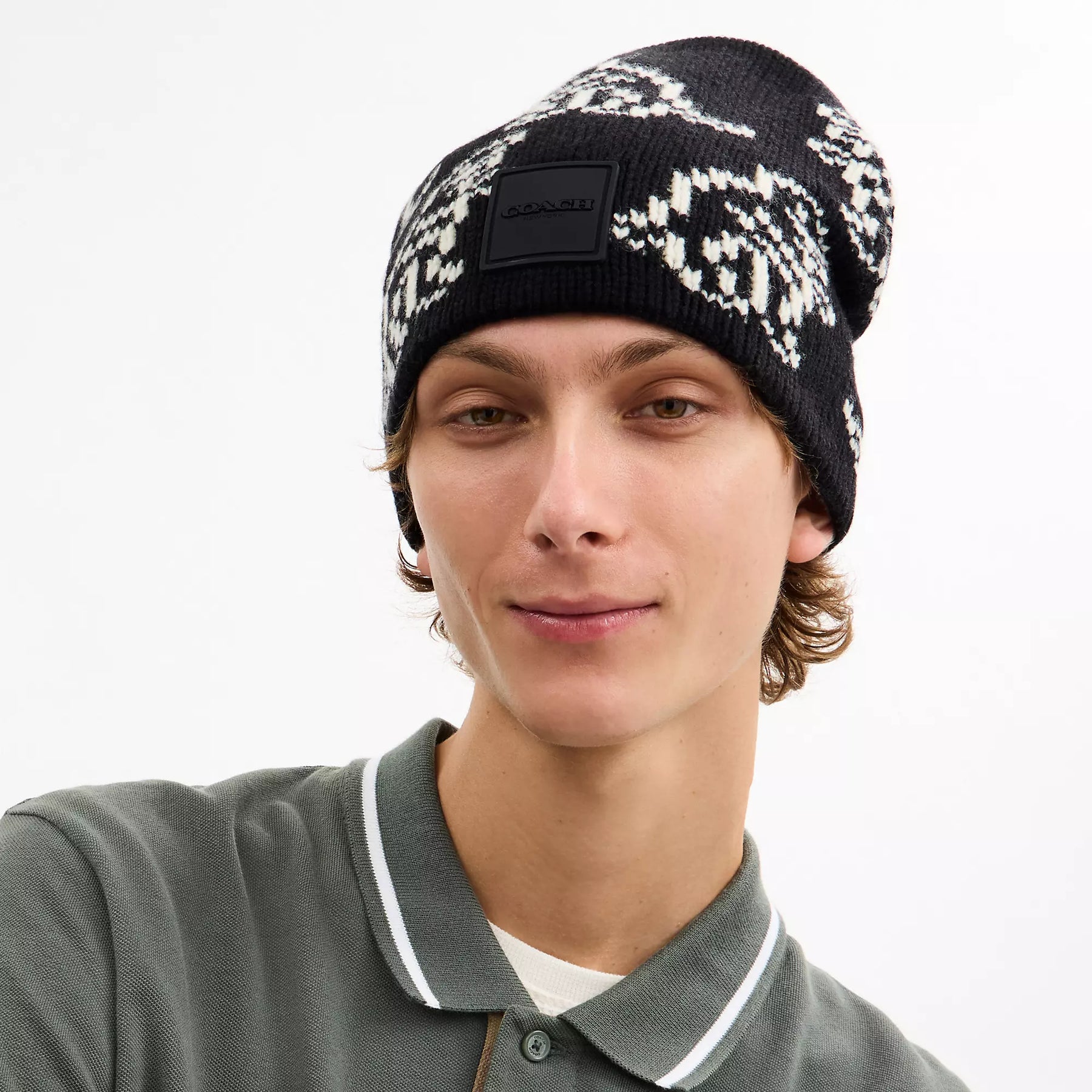 COACH　ディノプリント　ビーニーキャップ Coach Outlet Dino Print Knit Beanie | ShopSimon