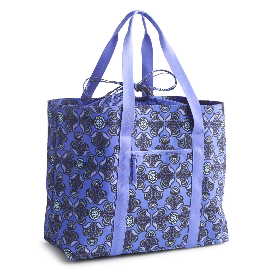 Vera Bradley Lighten Up Large Backpack Resort Medallion : Vera Bradley Women\u0027s Lighten Up Large Family Tote