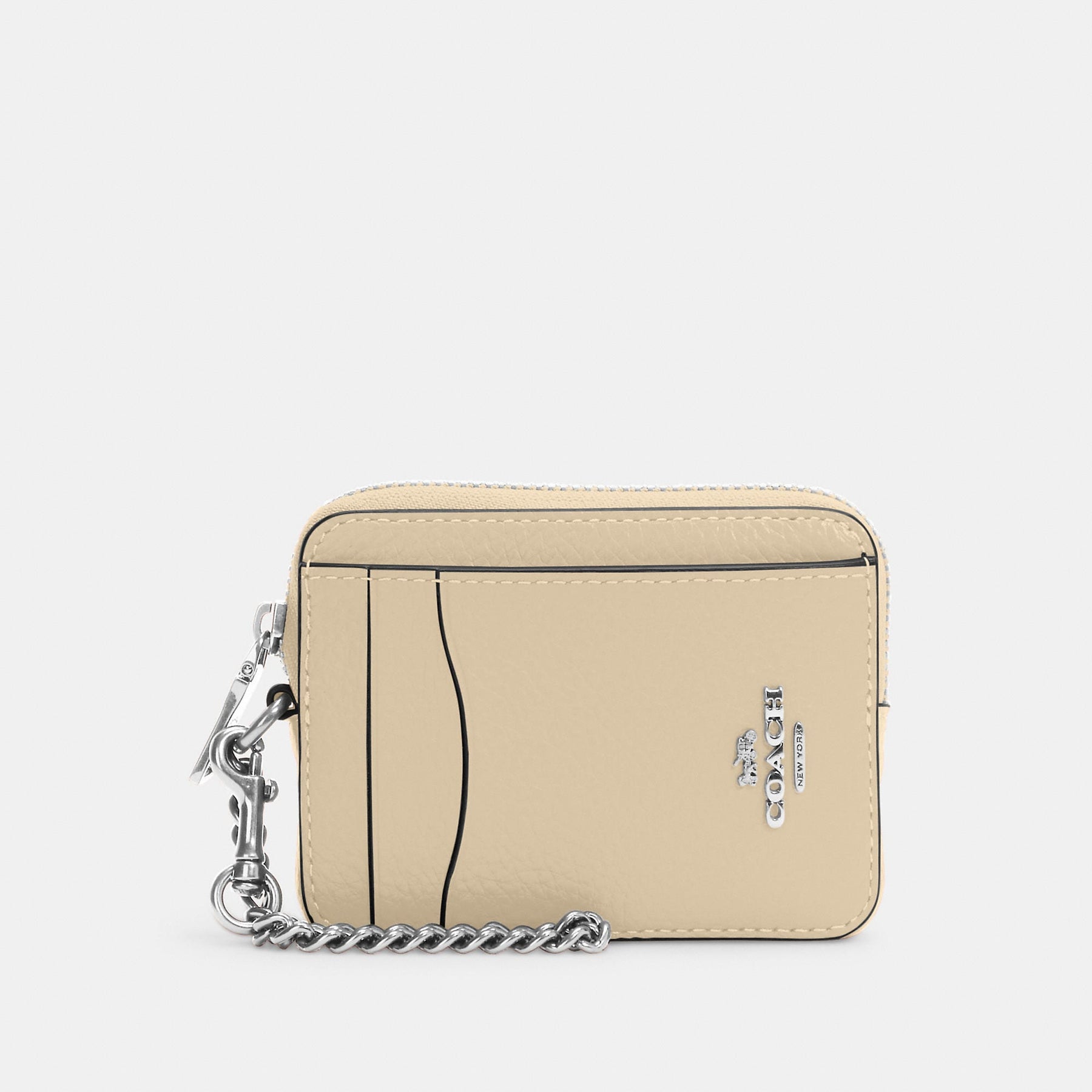 Explore the Coach Outlet Card Case: The Perfect Accessory for Every Occasion