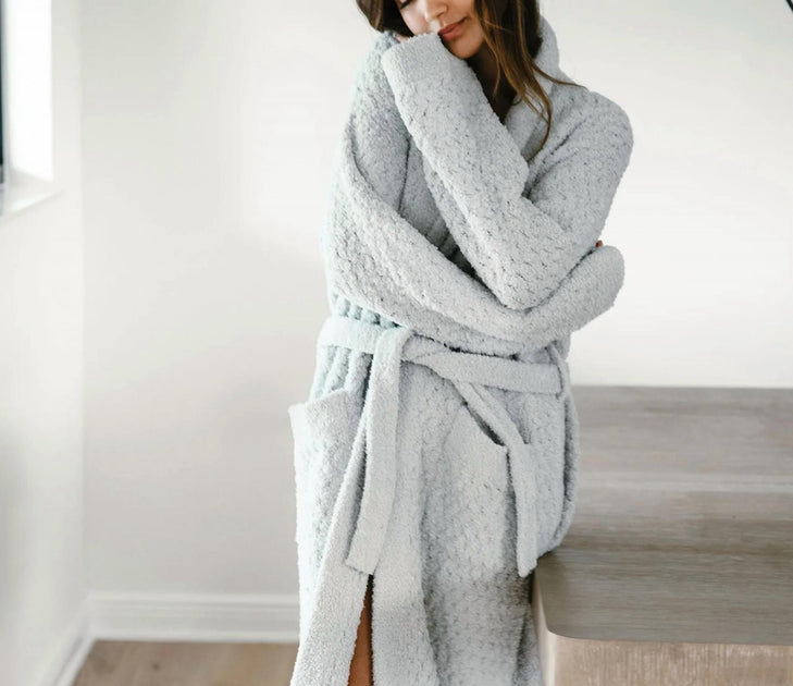 Snug Robe Sunday Citizen Snug Waffle Robe in Cloud Grey | ShopSimon